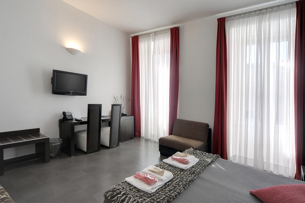 Готель Relais Navona71 Рим Екстер'єр фото